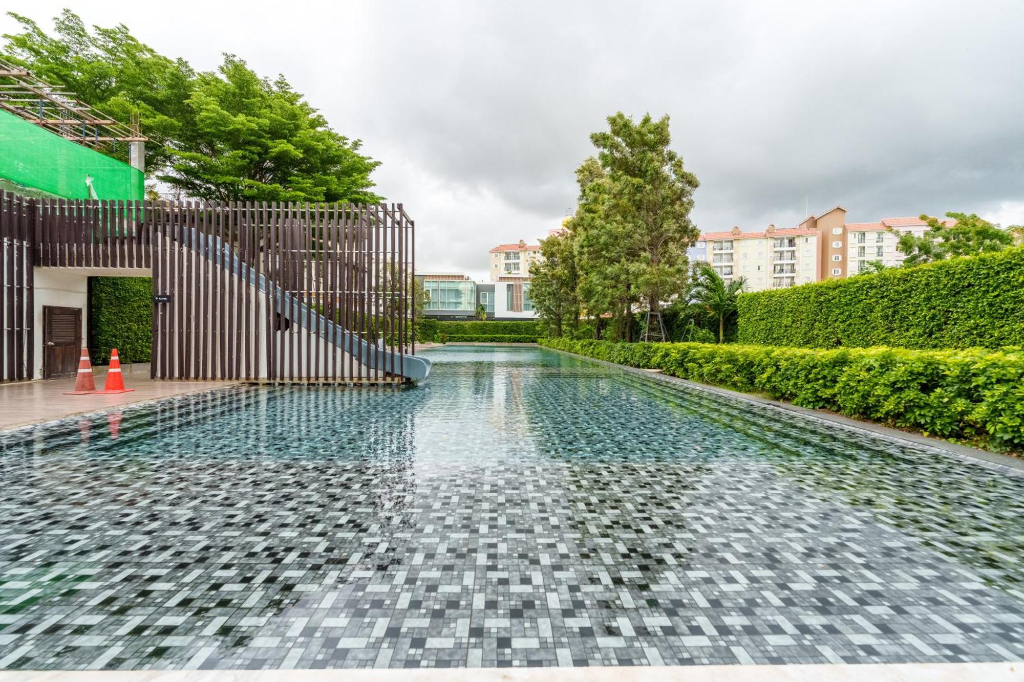 Veranda Residence By Ning Pantai Jomtien Luaran gambar