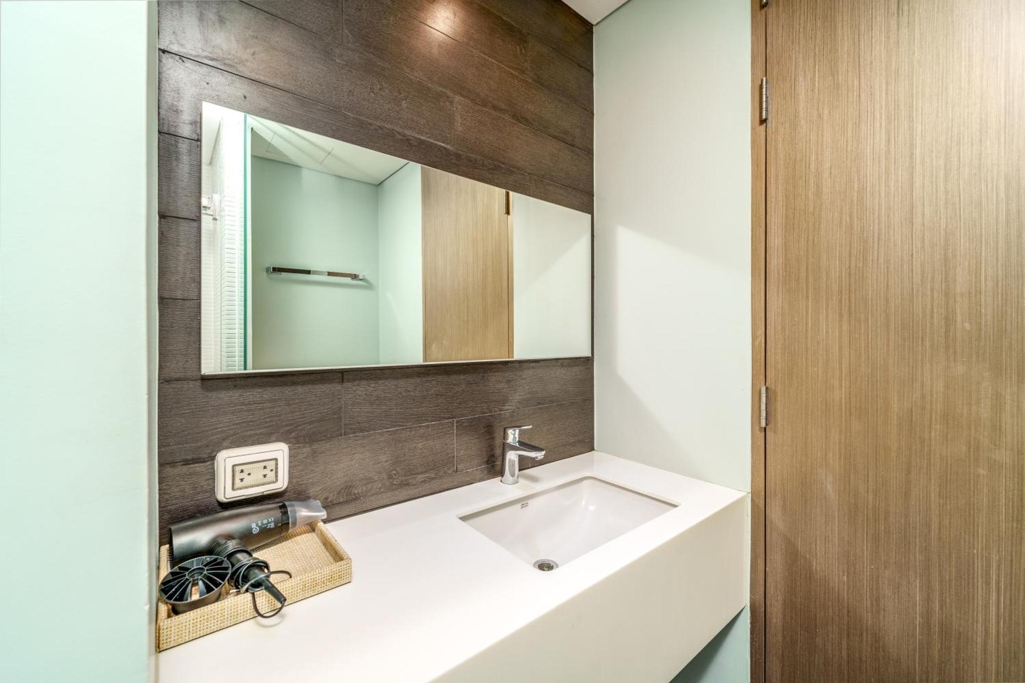 Veranda Residence By Ning Pantai Jomtien Luaran gambar