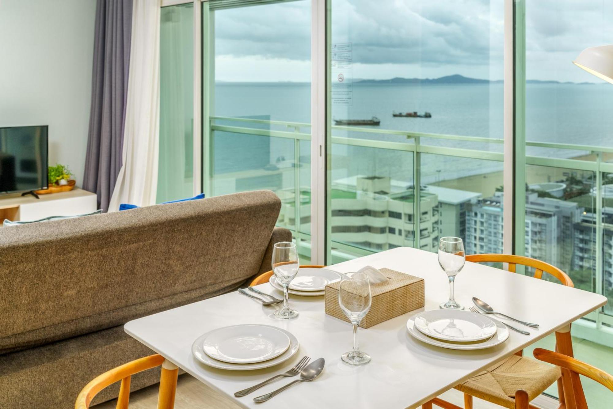 Veranda Residence By Ning Pantai Jomtien Luaran gambar